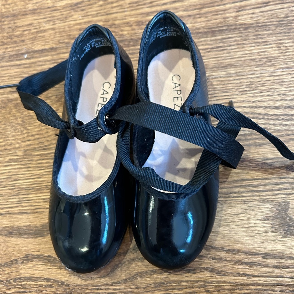 Capezio girls tap shoes